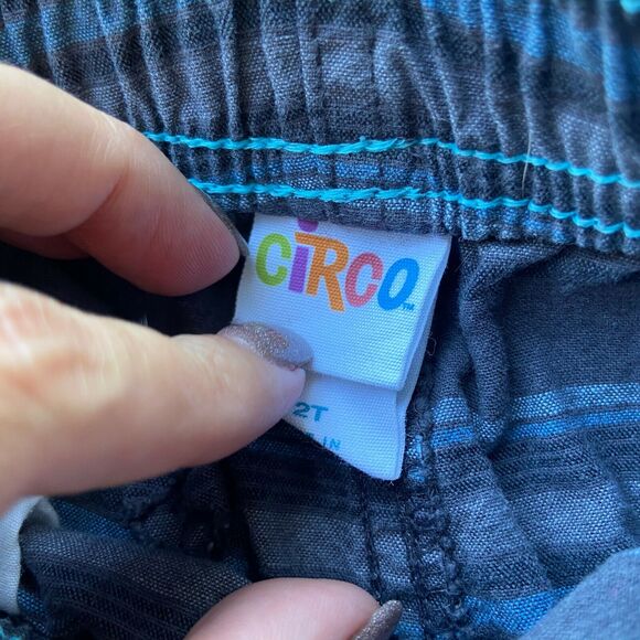 Circo Boys Shorts Size 2T Gray Blue Striped Elastic Waist Woven Stripe - Picture 3 of 7